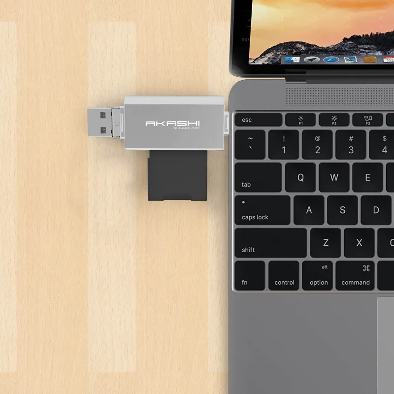 lect.cart.sd/micro sd port usb/usb-c/mic<AKASHI Clearance