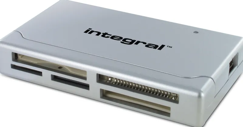lecteur carte memoire multiforma.<INTEGRAL Best