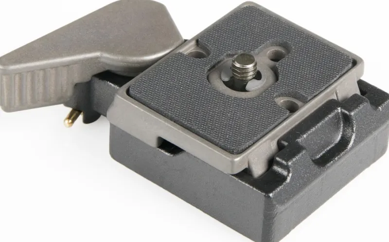 ADAPTATEUR PLATEAU RAPIDE 323<MANFROTTO Fashion