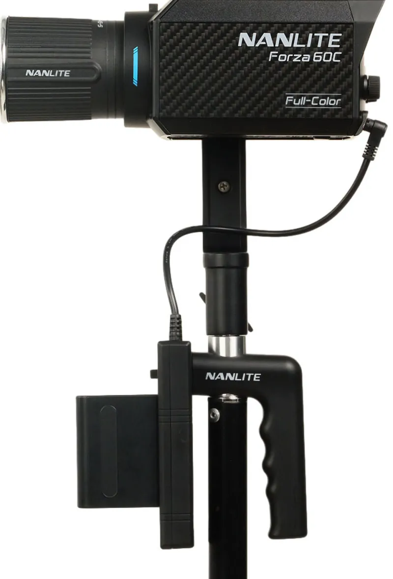FORZA 60C PROJECTEUR LED RGBLAC<NANLITE Hot