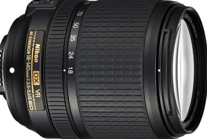 AF-S DX 18-140/3.5-5.6G ED VR<NIKON Clearance