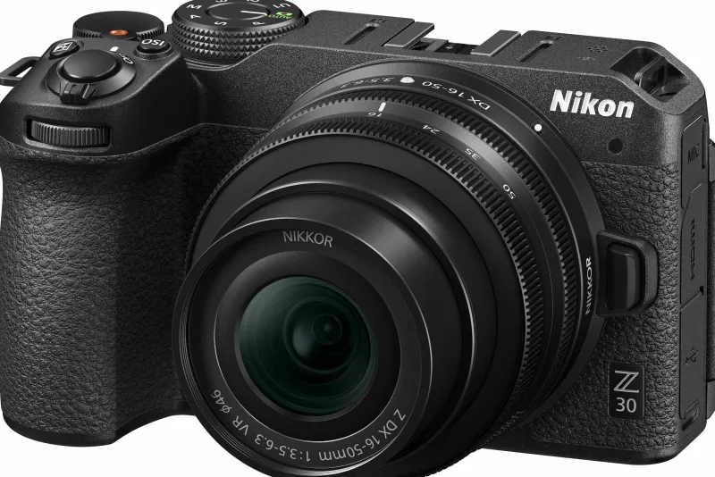 Z 30 + 16-50 DX<NIKON Best