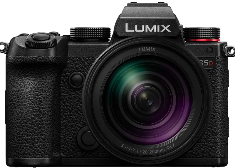 LUMIX S5D NOIR + 28-200/4-7.1<PANASONIC Outlet