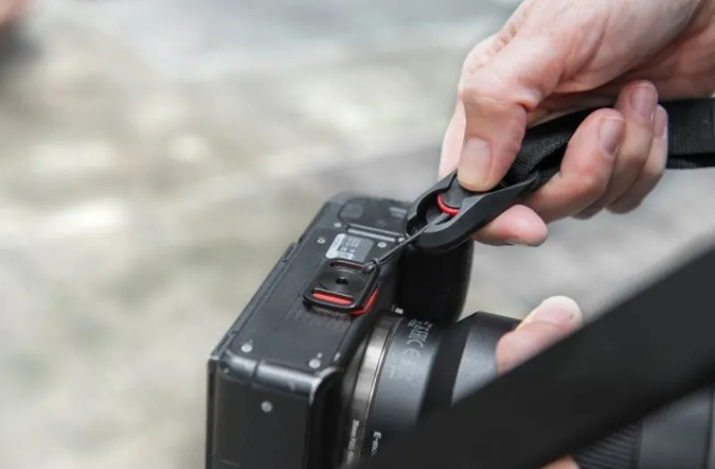 PACK DE 4 MICRO ATTACHES - ROUGE<PEAK DESIGN Outlet