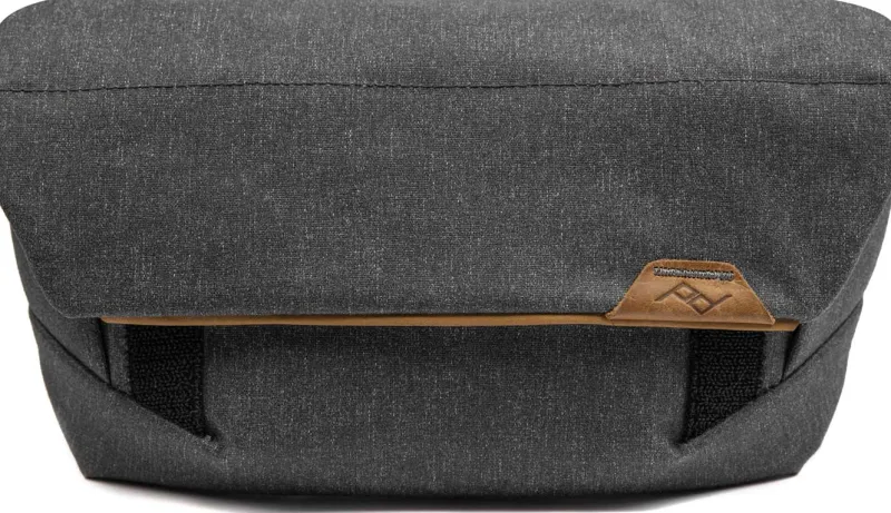 THE FIELD POUCH V2 CHARCOAL FOURRE-TOUT<PEAK DESIGN Hot