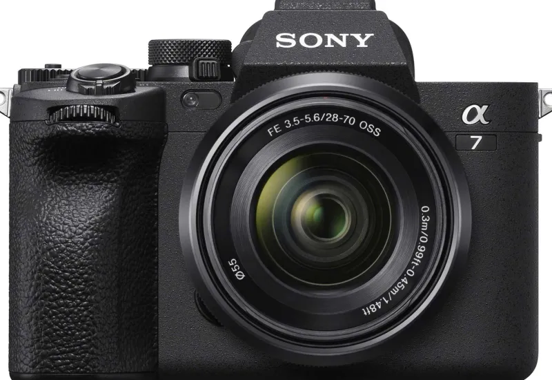 ALPHA 7 IV + 28-70<SONY Flash Sale