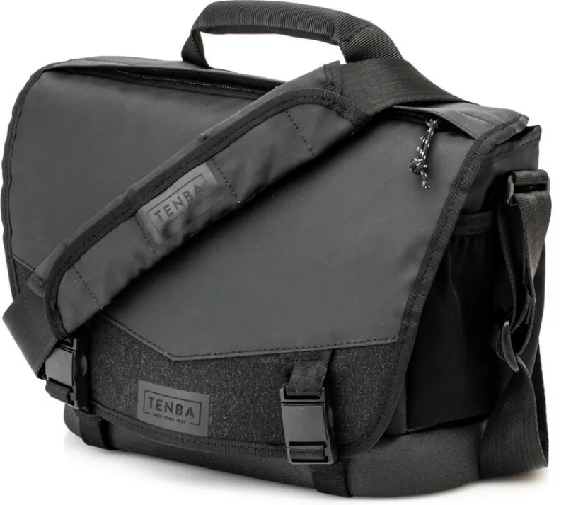 SAC EPAULE MESSENGER DNA 9 NOIR<TENBA New
